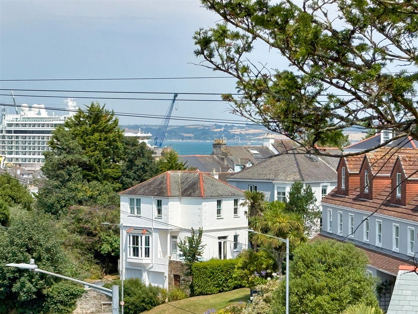 5 bed property in Melvill Road, Falmouth